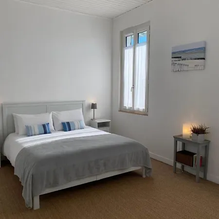 Bed & Breakfast L'estanquet Pdj Offert