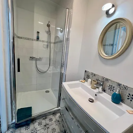 L'estanquet Pdj Offert Nocleg ze śniadaniem Gastes