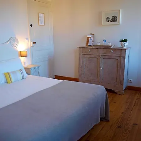 L'estanquet Pdj Offert Bed & Breakfast 3*