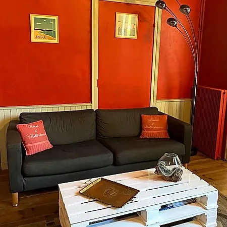 L'estanquet Pdj Offert Alojamento de Acomodação e Pequeno-almoço