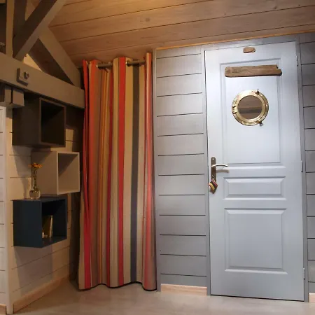L'estanquet Pdj Offert Bed & Breakfast