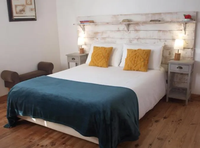 L'estanquet Pdj Offert 3* Gastes